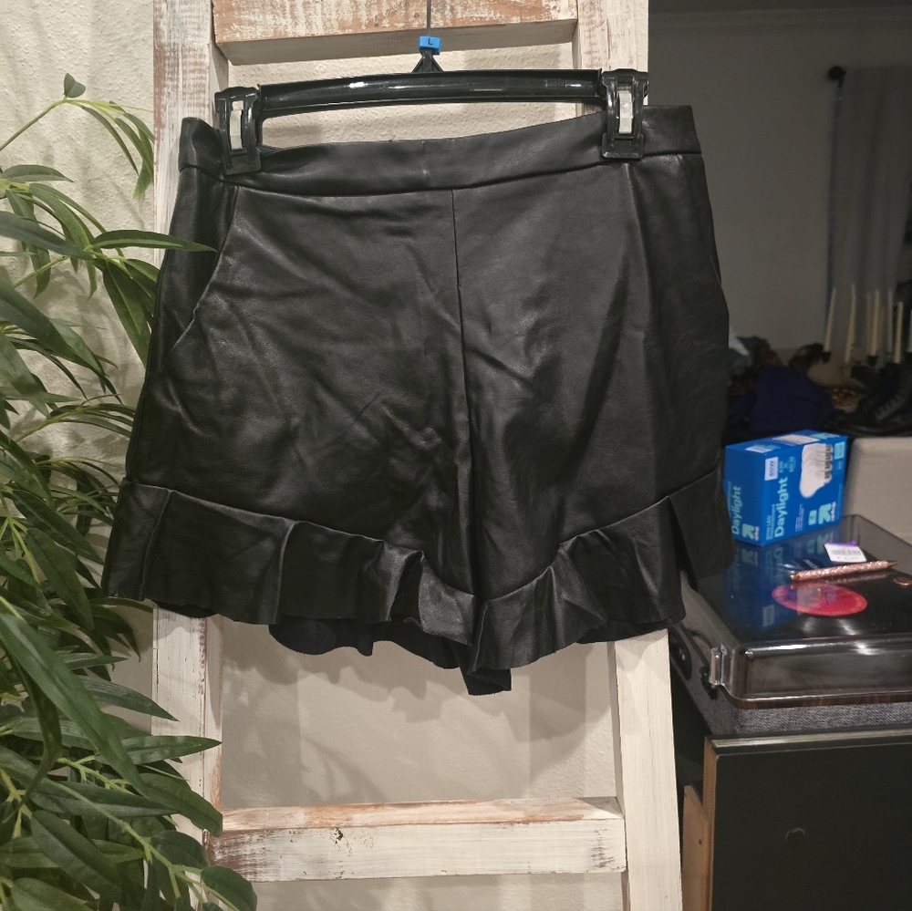 Black Ruffled Women's Shorts